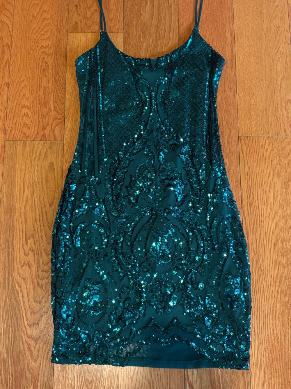 Lucy in the Sky Raelynn Sequin Body Con Dress in Turquoise - Picture 15 of 15